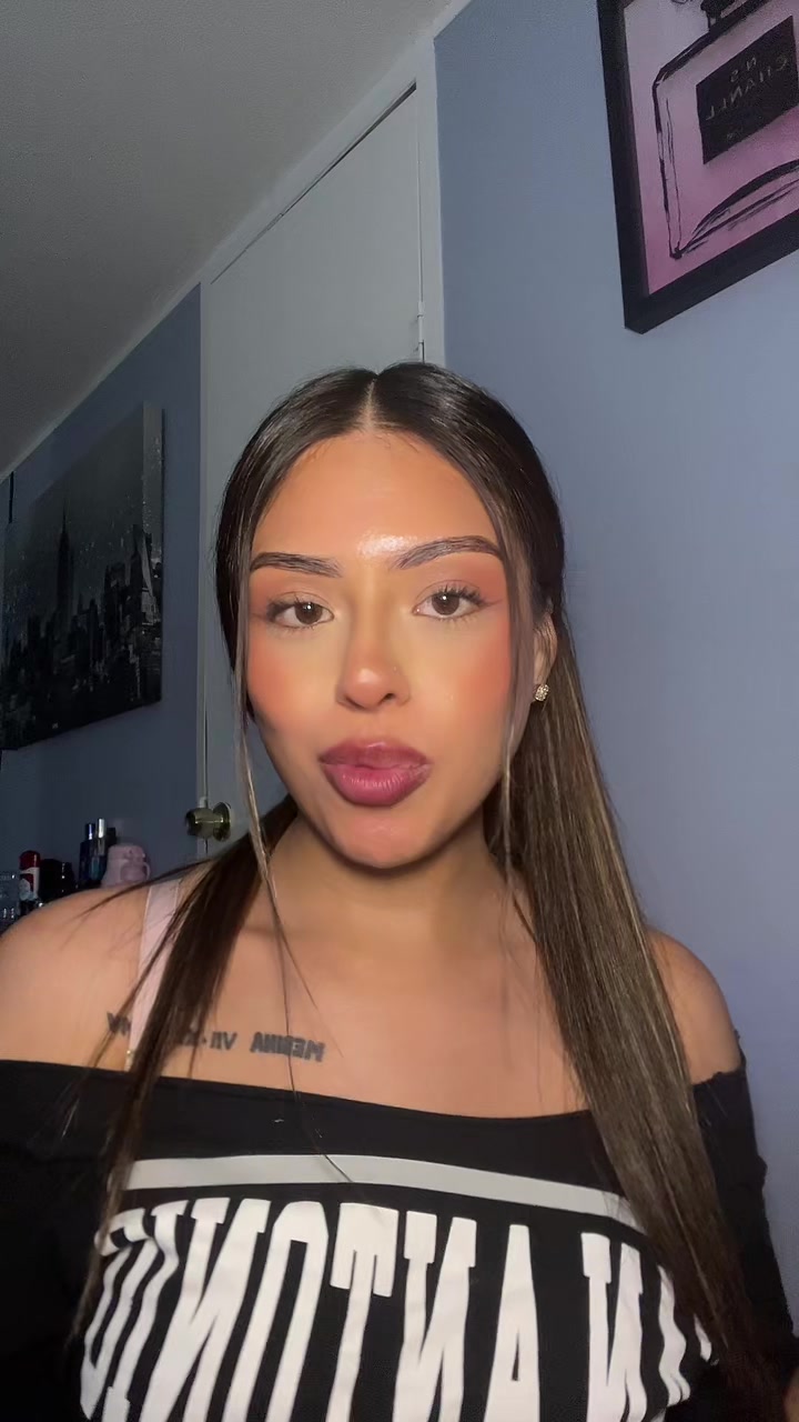 @Adrianna 🦂