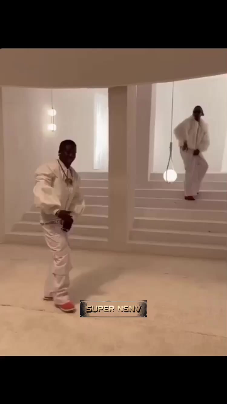 @๐๐๐๐๐ ๐๐๐๐
