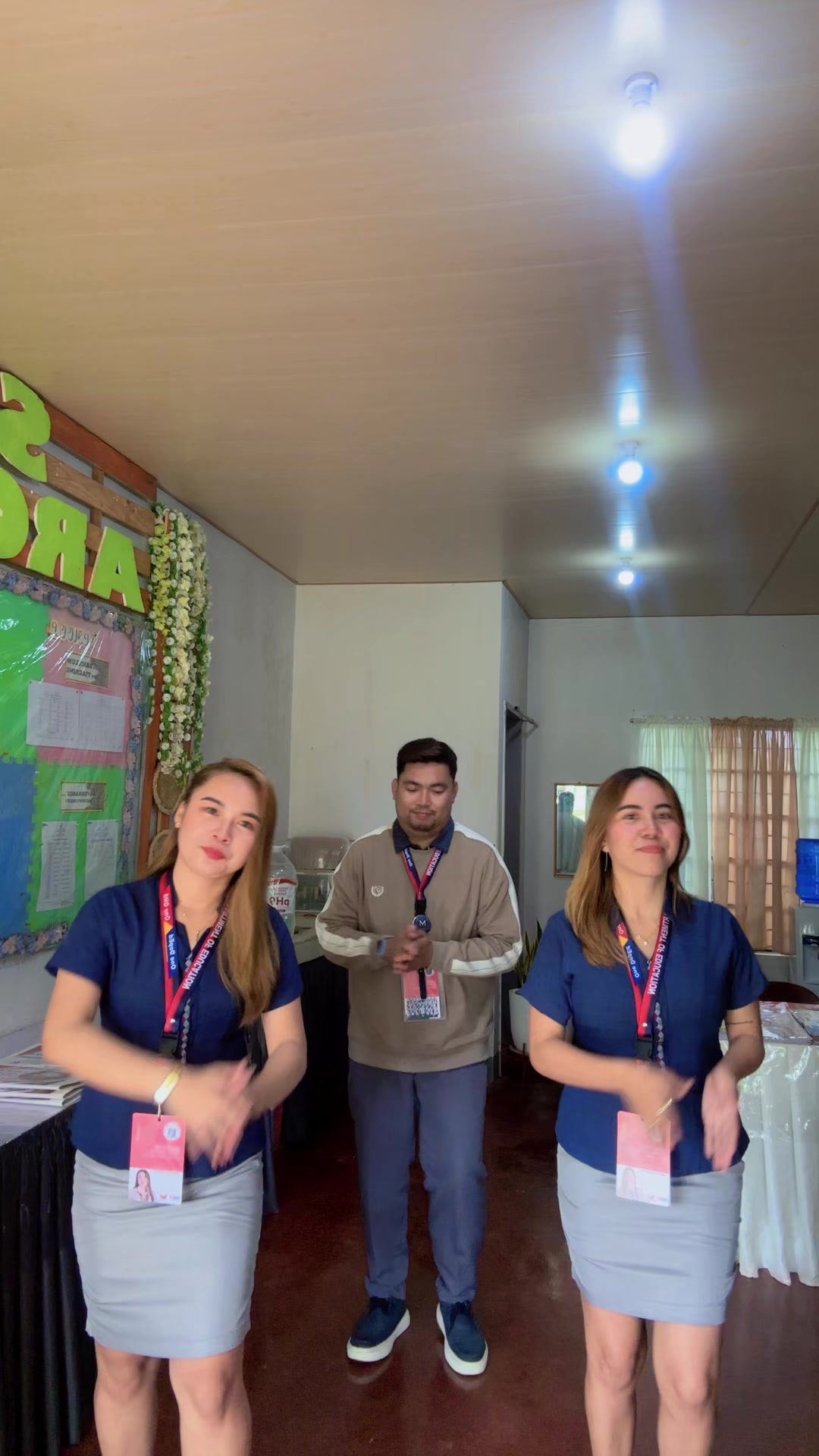 @𝑀𝒾𝓈𝓈 𝑅𝑜𝒸𝒽 👩&zwj;🏫🇵🇭
