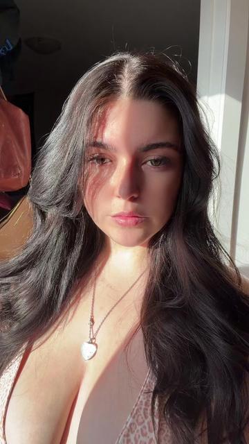 @Chloe🍒