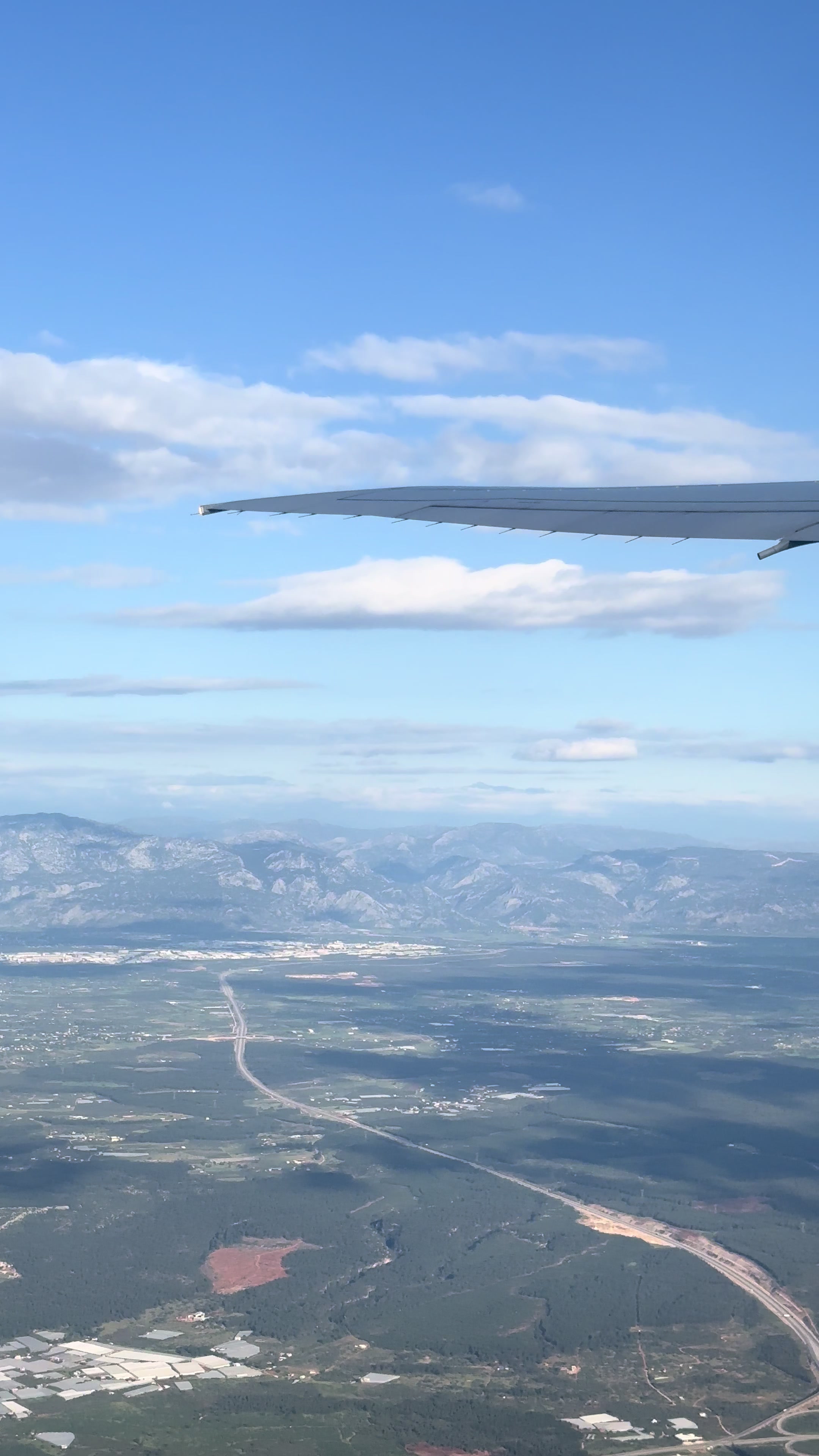 @flytravelakhiii