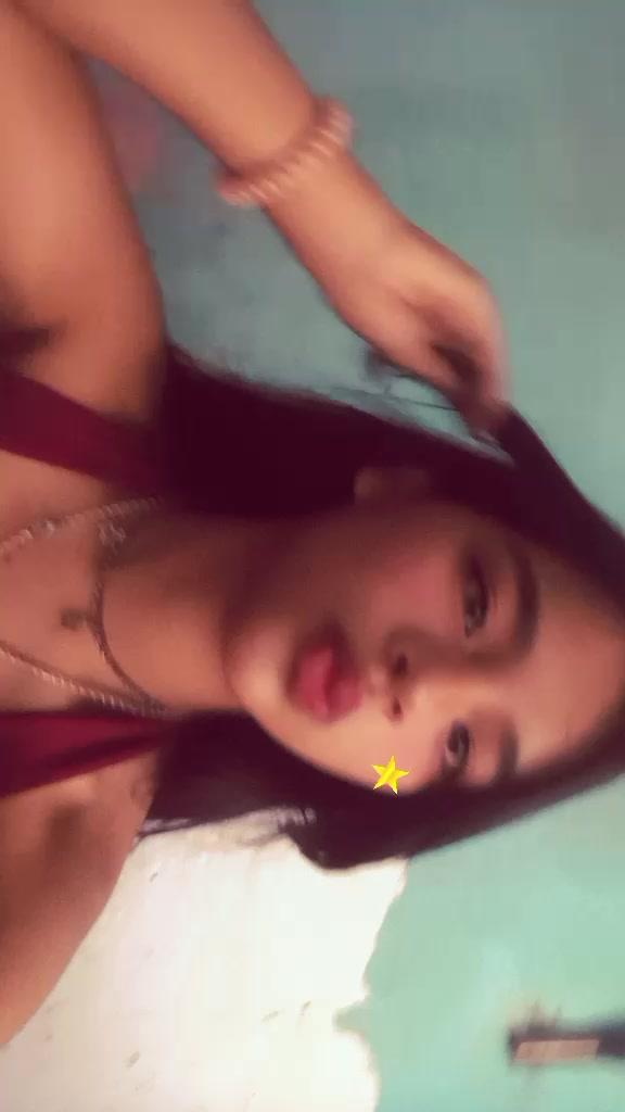 @Valeria💕