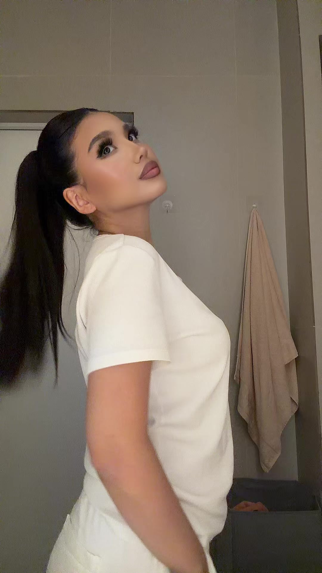 @77zhuldyzai