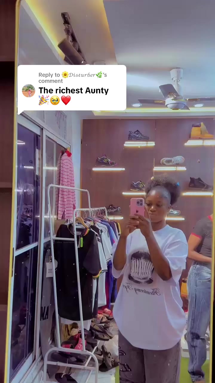 @$😍//RICH🤑AUNTY&hellip;.//💕$❤️
