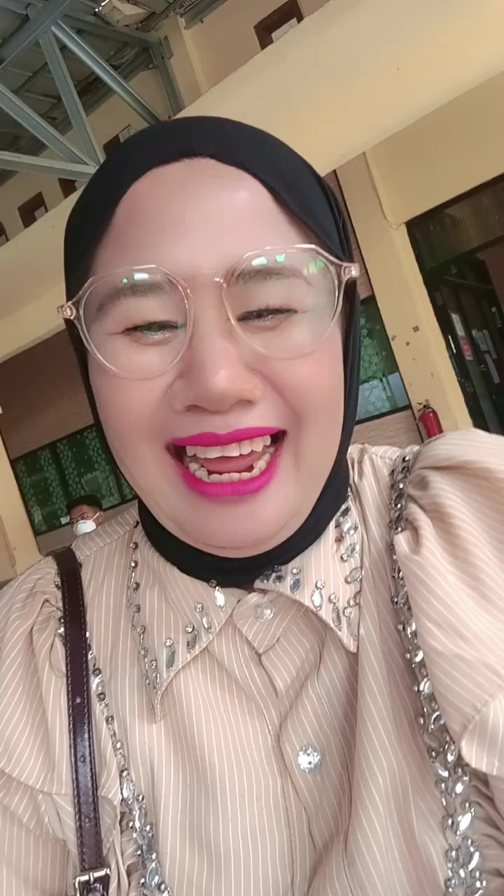 @Esna janda cantik  ✨🥰