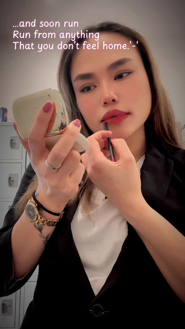 @Ms.mia