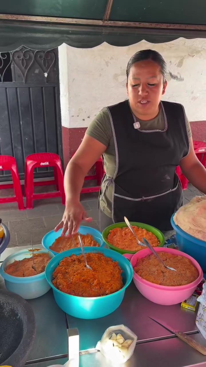 @tolucastreetfood