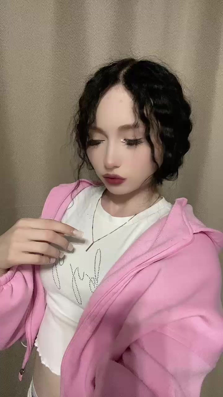 @Ｃℌℯℛℛℽ  🍒