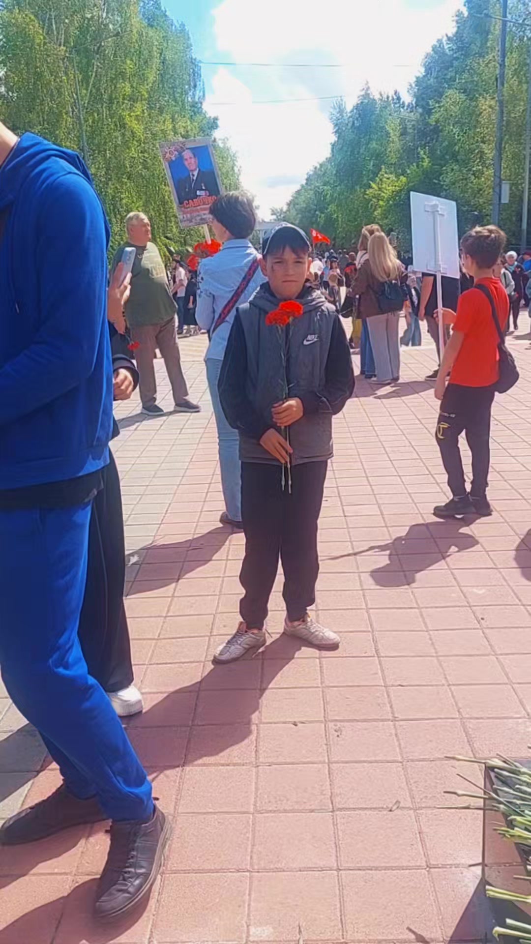 @ЛАРОЧКА МАЛЕНЬКАЯ ДЕВОЧКА)))