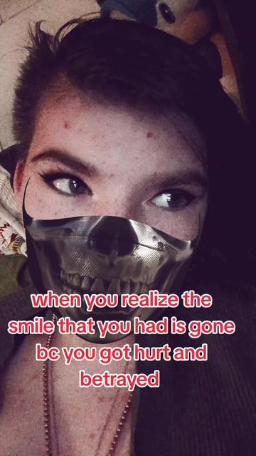 @GothicBitch4lyfe