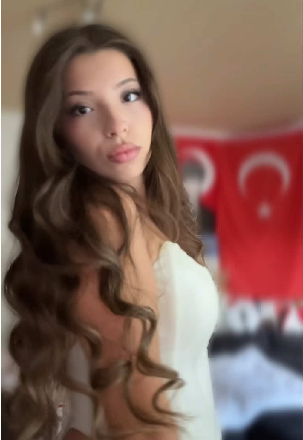 @𝓔𝓬𝓮