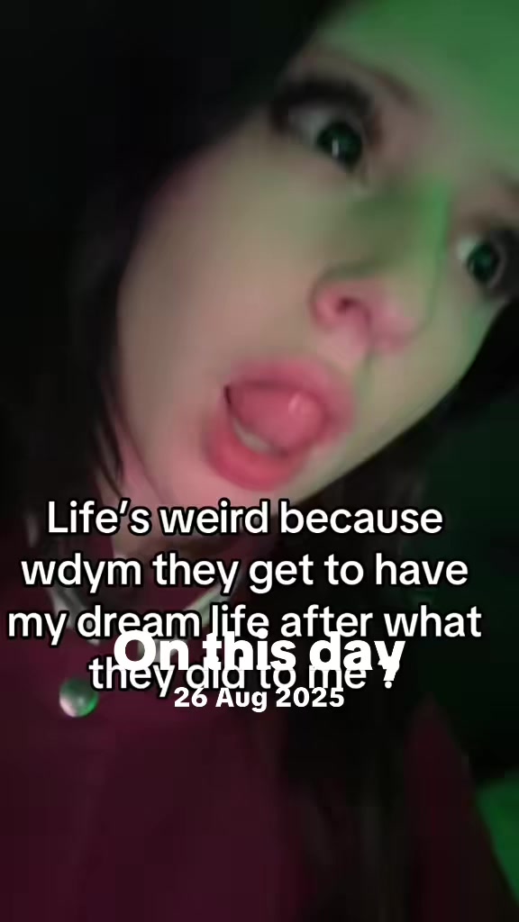 @sillydillysien🍓🪱