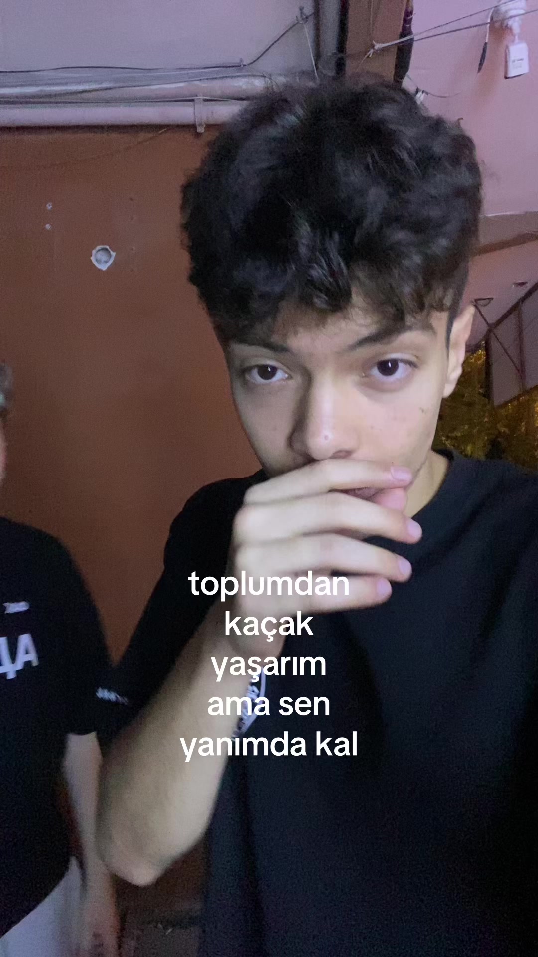 @𝒆𝒇𝒆