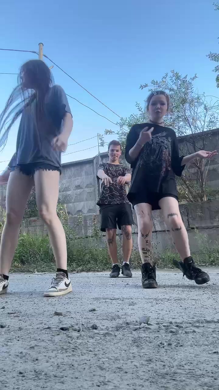 @алина труш