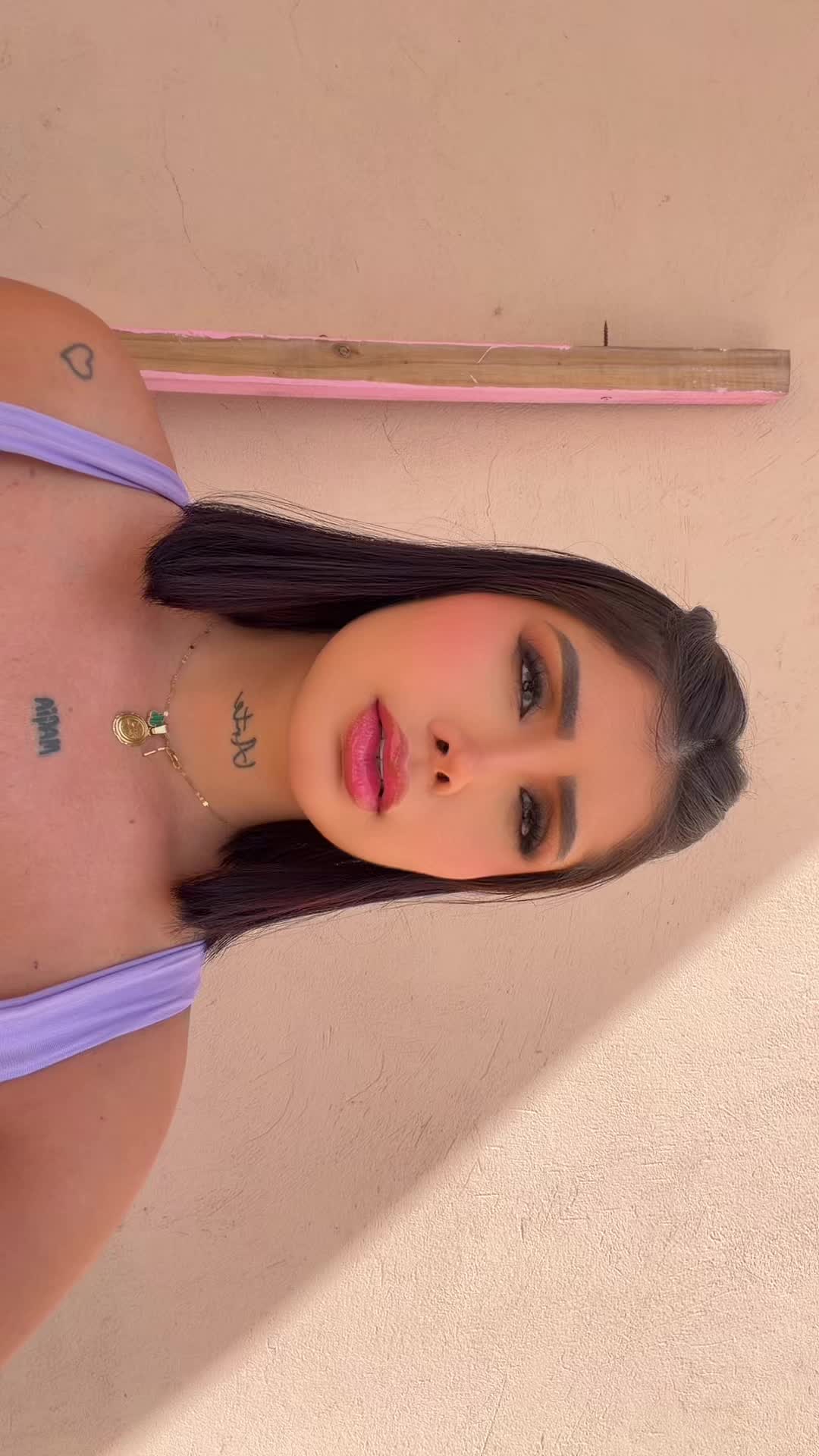 @Paola Vega