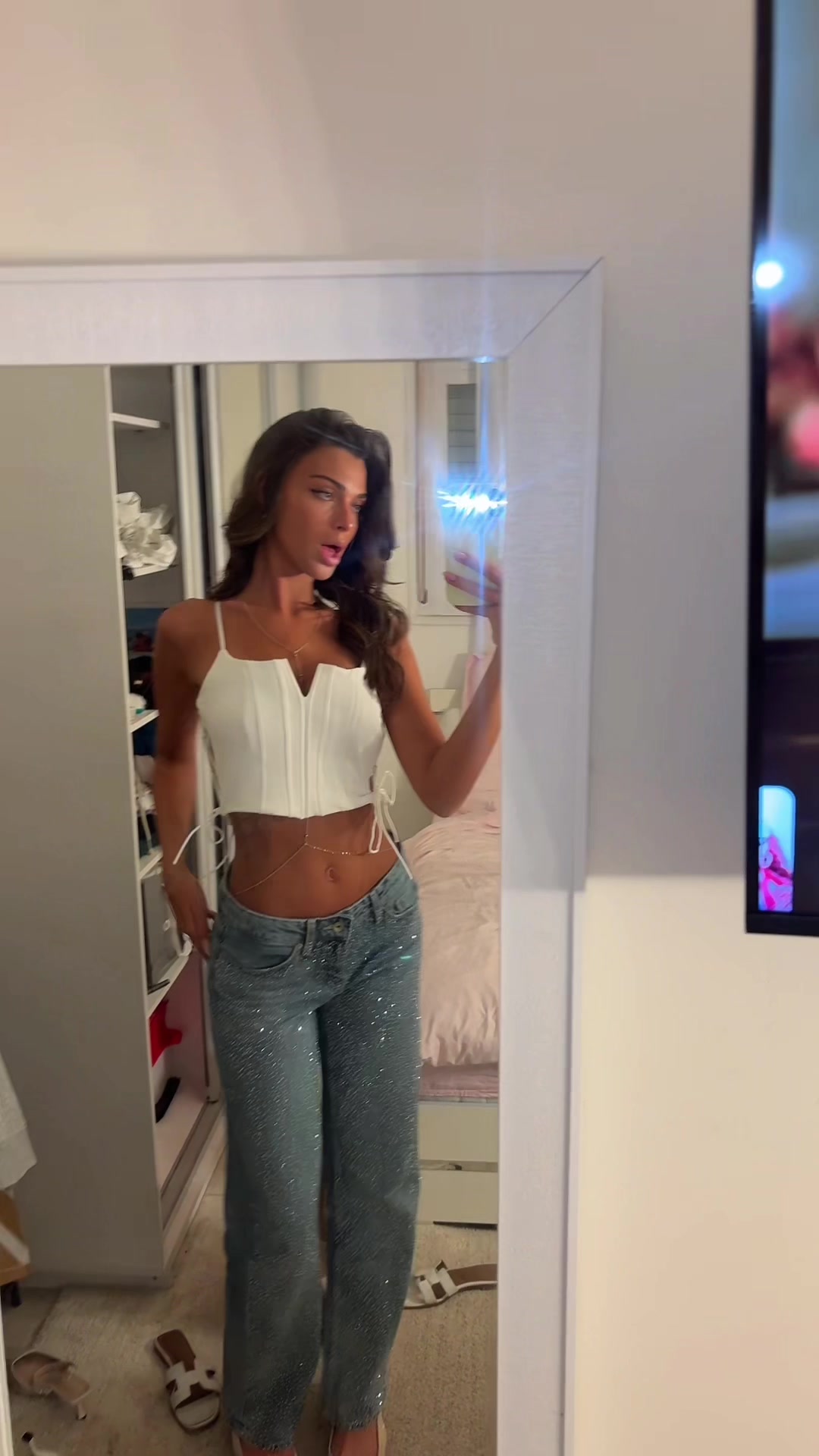 @emmabrandes_