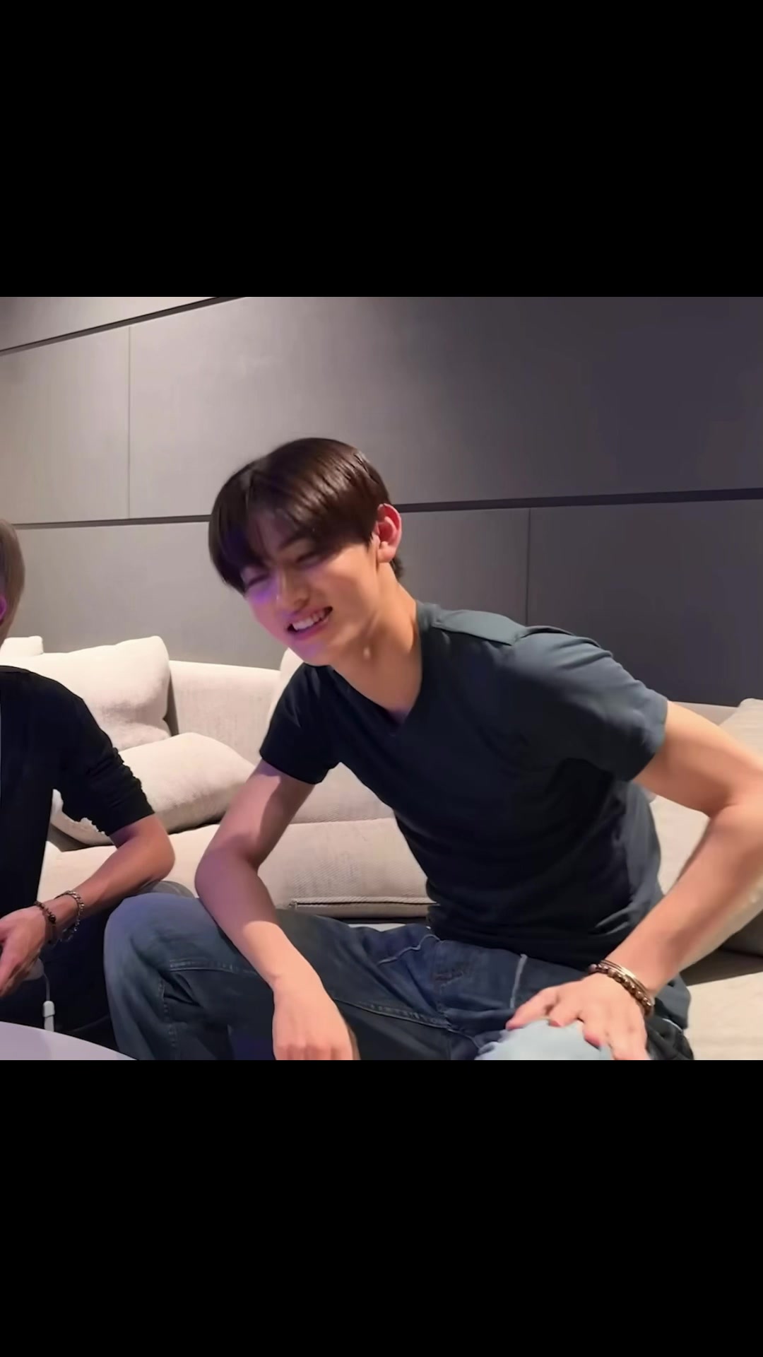 @Seonghyeon's dimples ⋆˚꩜。