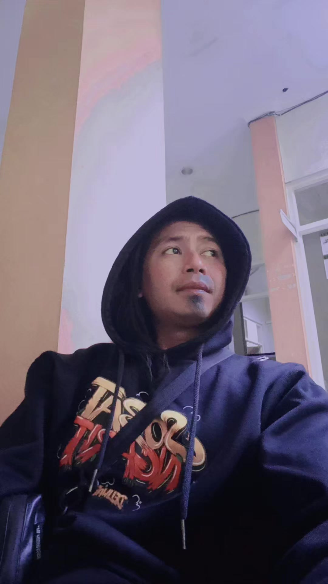 @Hartoyo Anggun.
