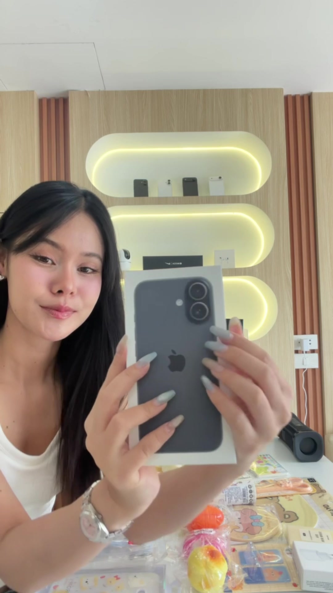 @Shopiphone_kad ช่องหลัก