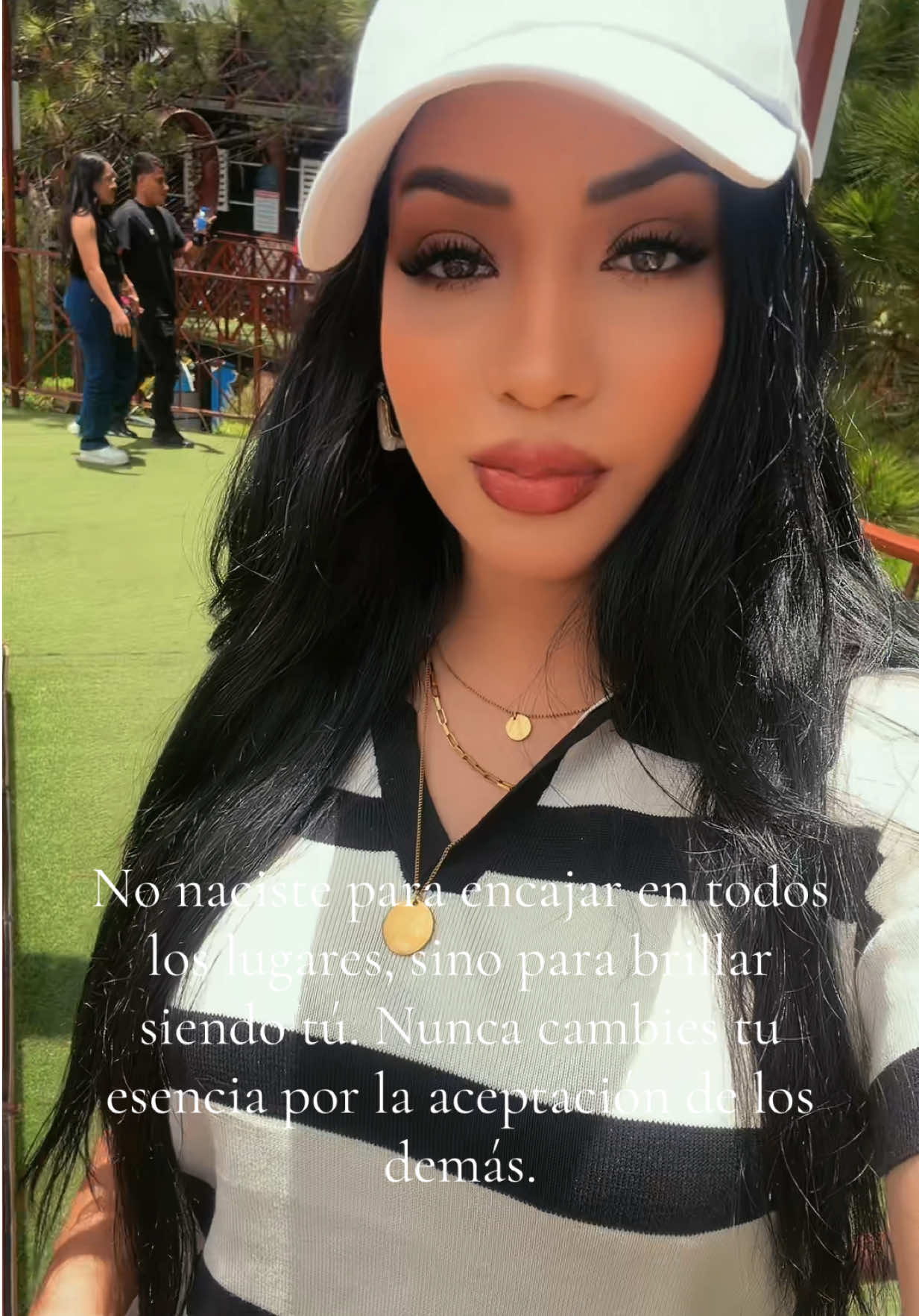@Roxan Ellis