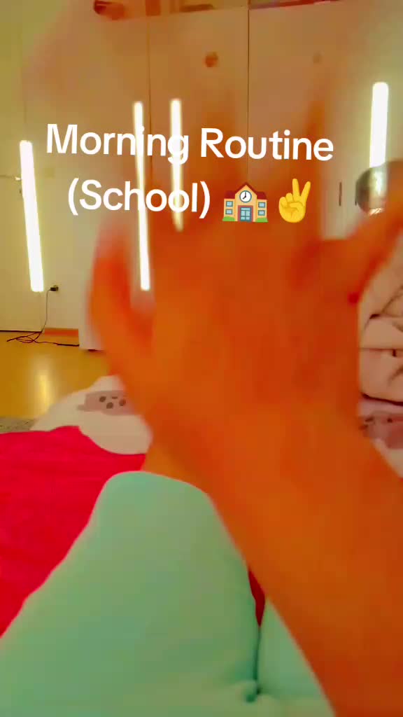 @starliie.