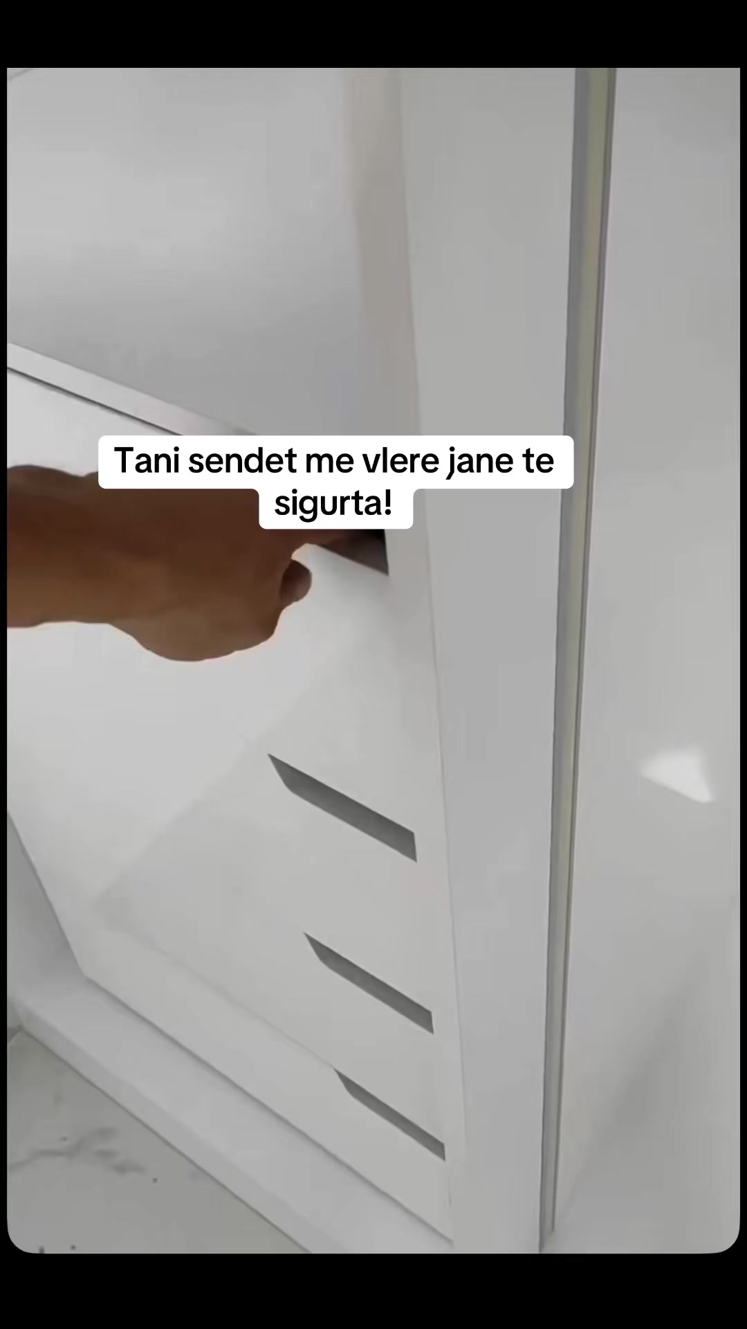 @MOBILJE ME POROSI ENI