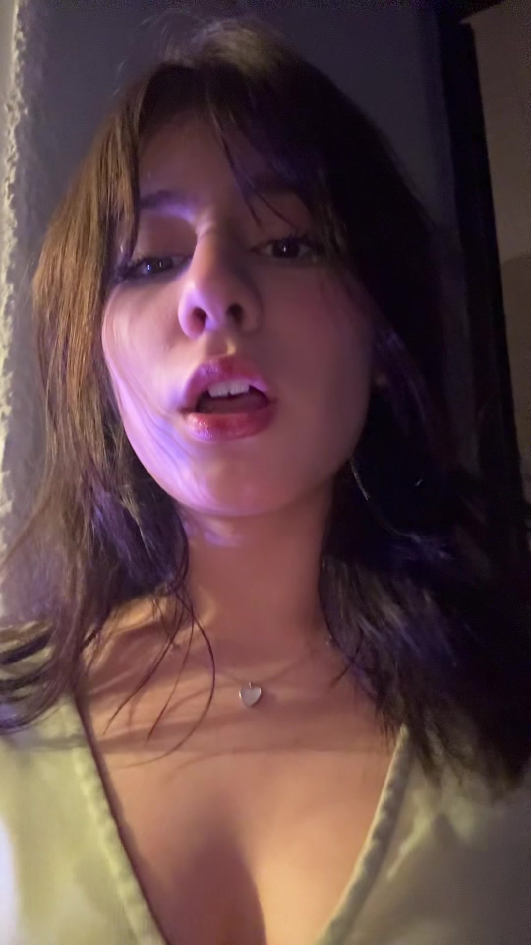 @rubí