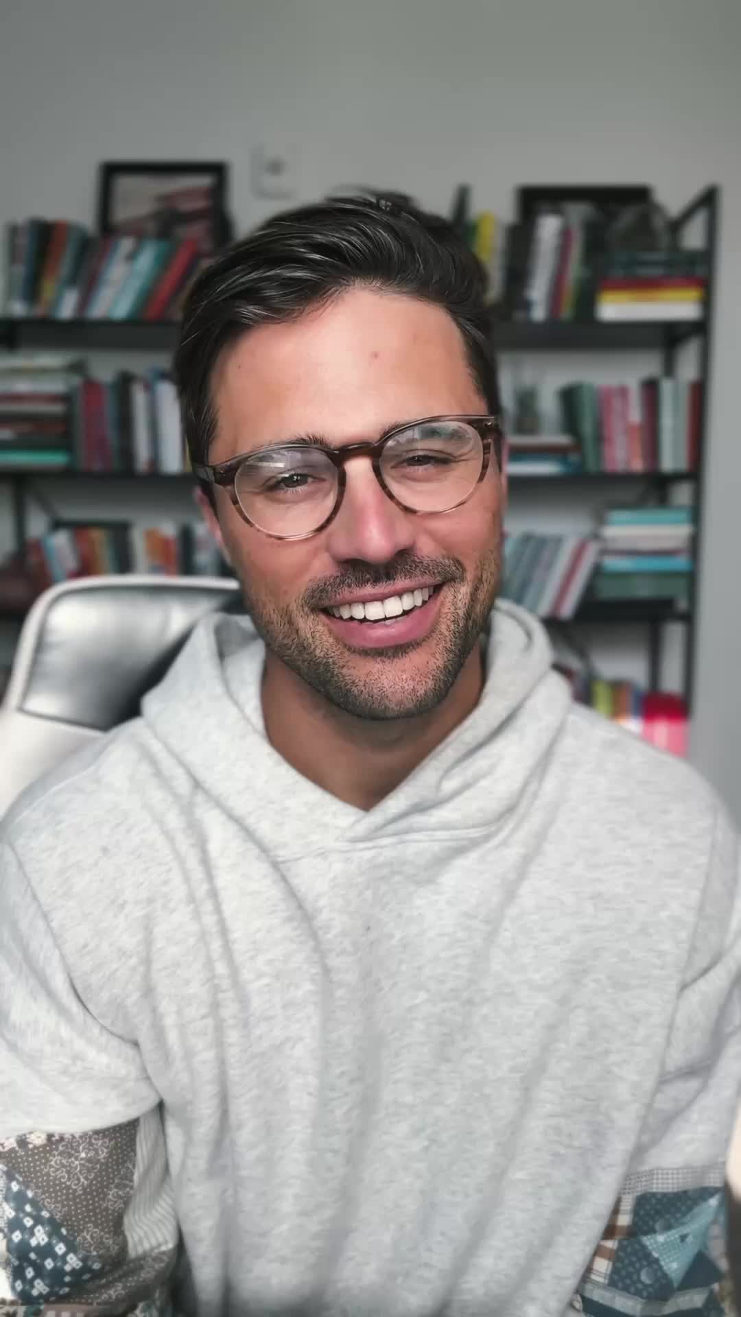 @nicholasjohn__