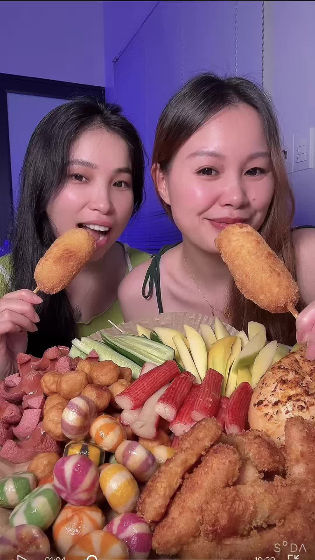 @Th&iacute;ch ăn vặt về đ&ecirc;m 🍱