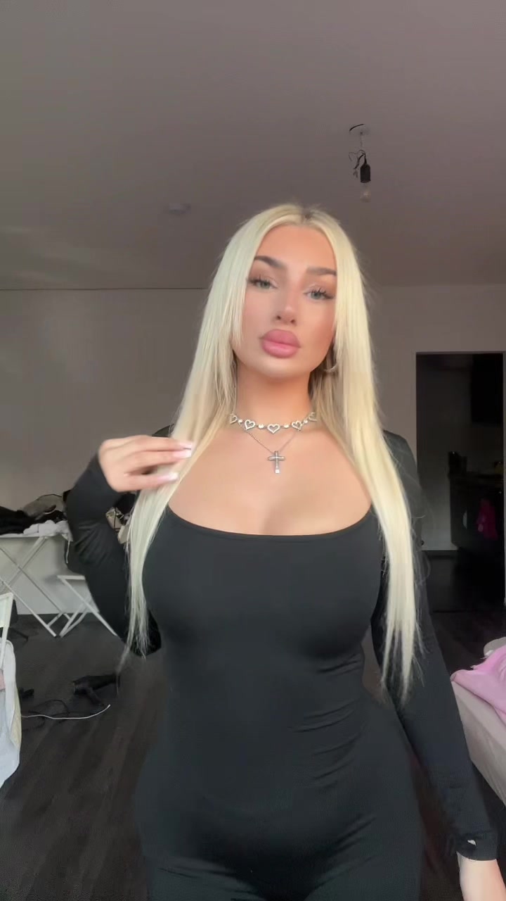 @tara.elli