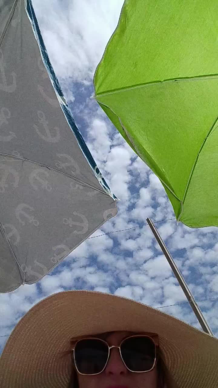 @𝓢𝓪𝓷𝓭𝔂 𓆩დ𓆪 ⋆