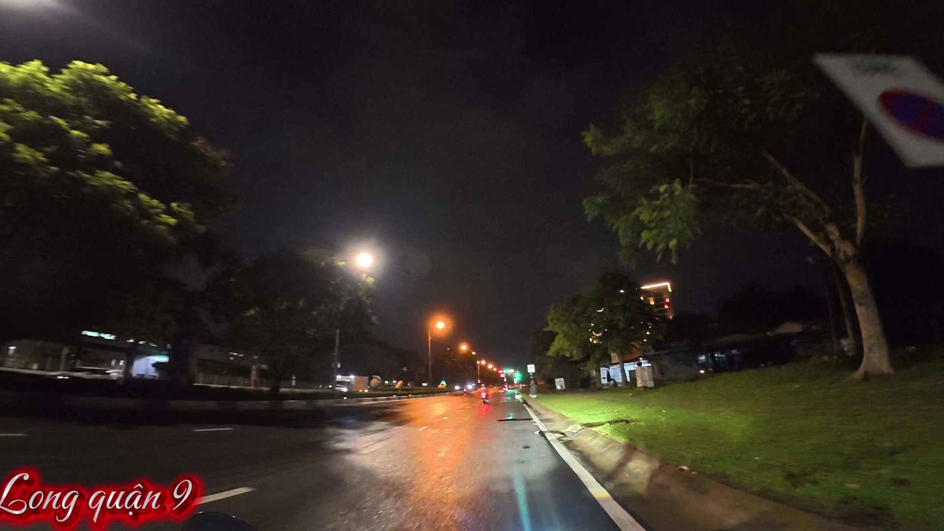 @Long Quận 9