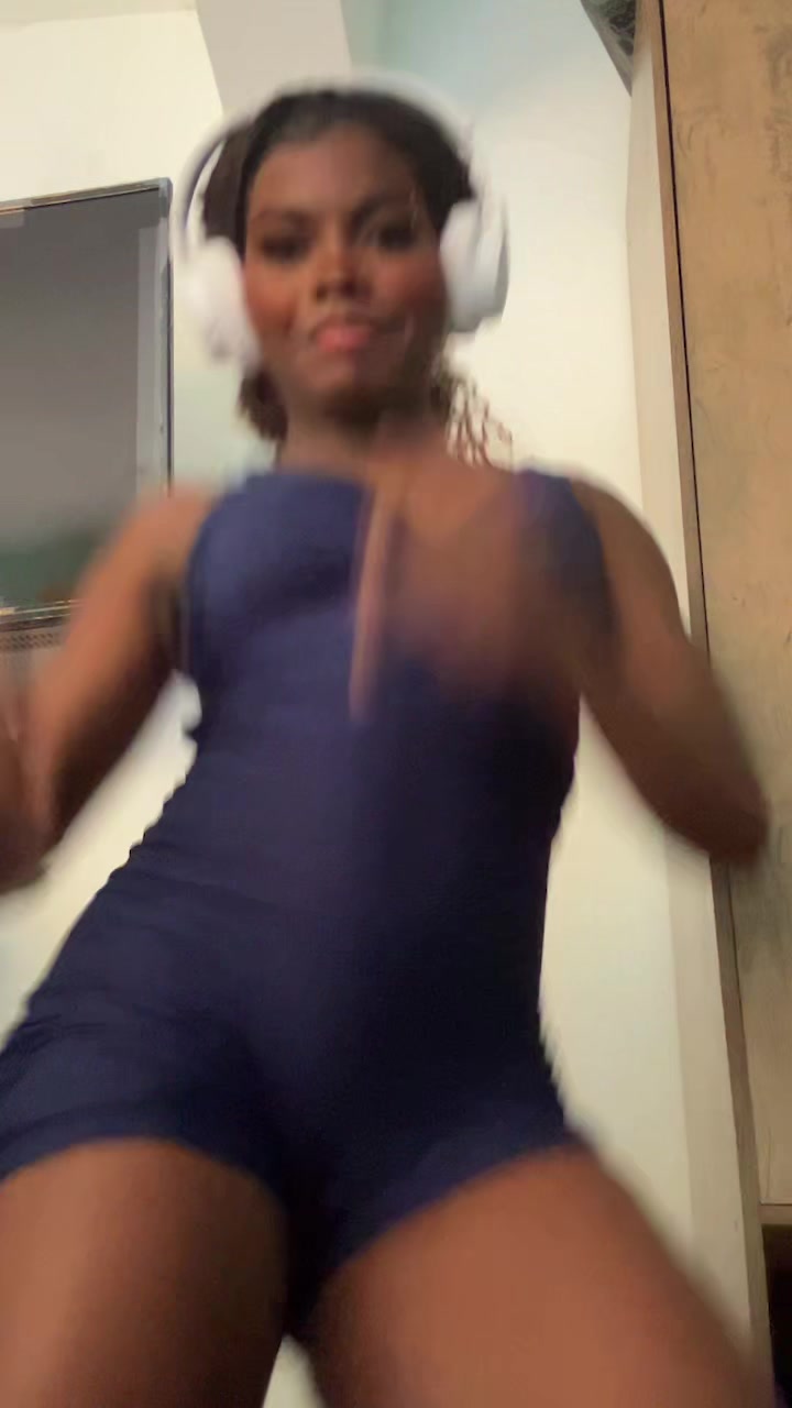 @soueuvivi