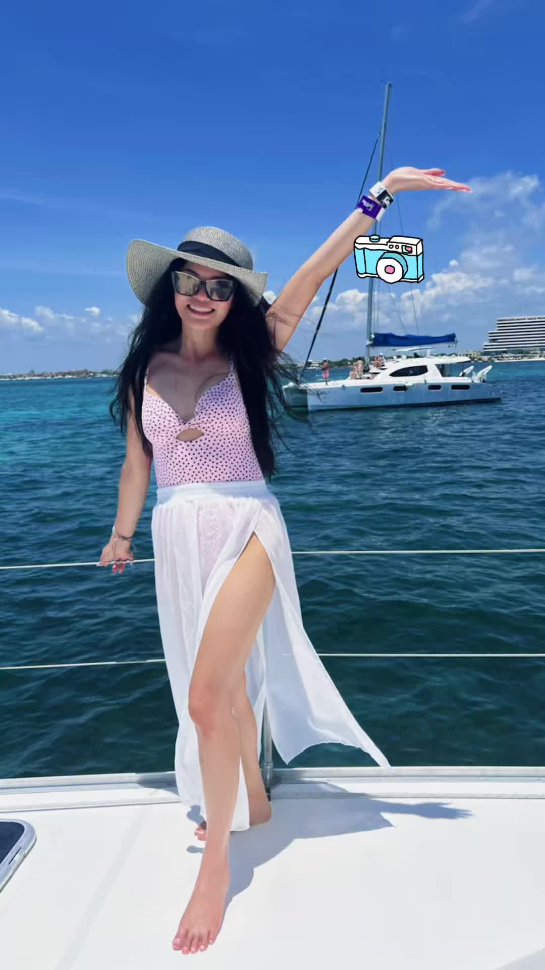 @Vivvy Anna