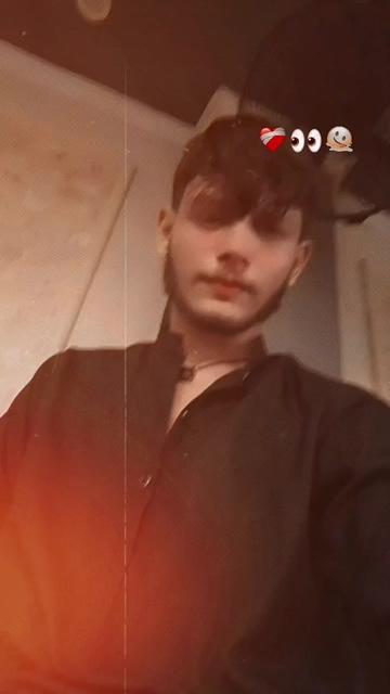 @Ziddi Boy 🙄