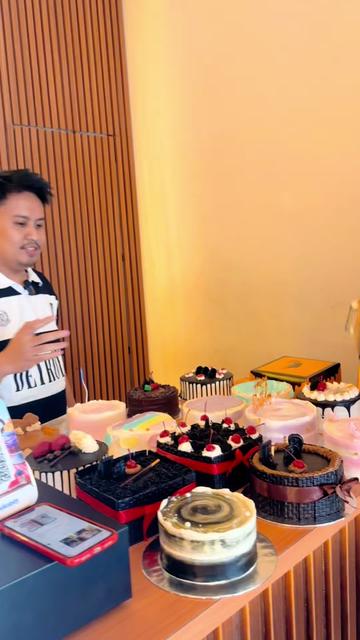 @Kue ultah mksr chocola.cake