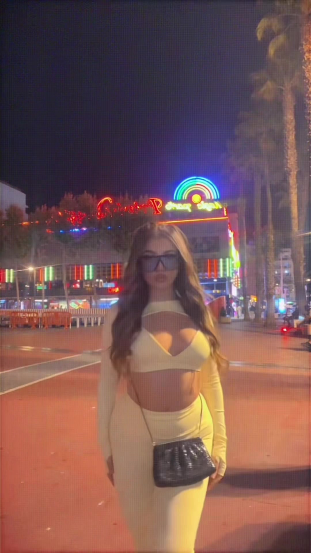 @𝓝.𝓖.𝟏𝟕