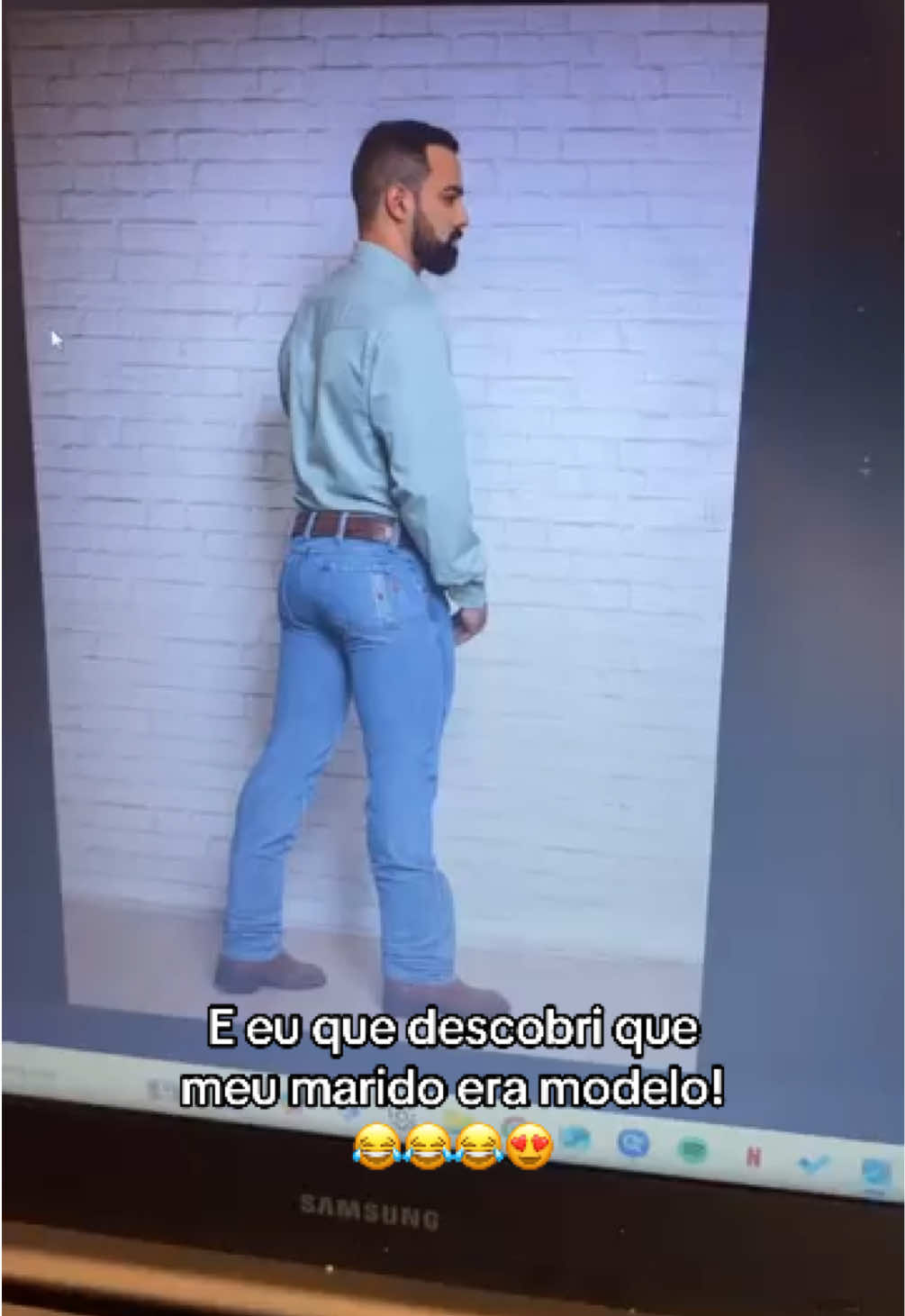 @RayaraC21