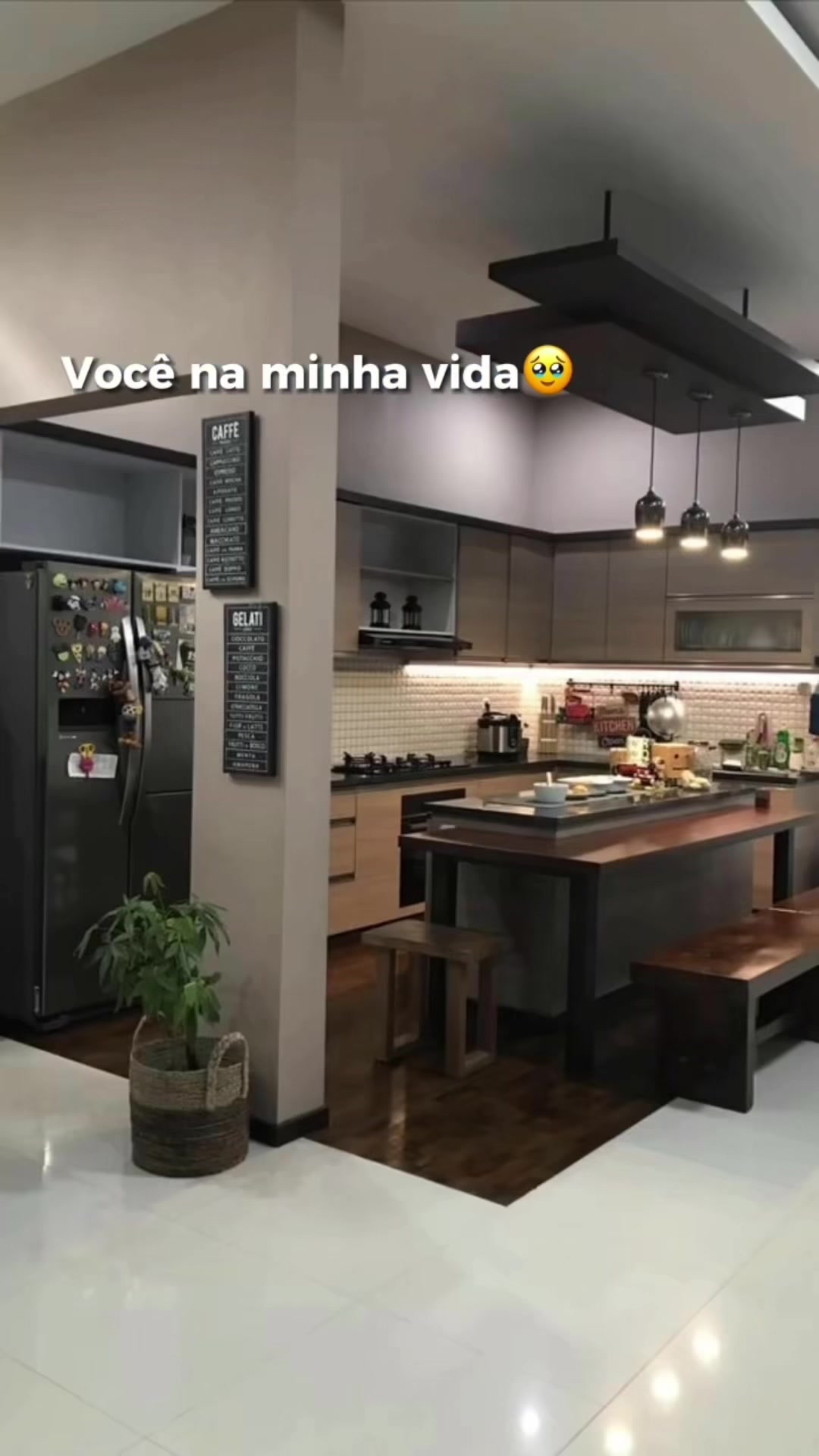 @Lú