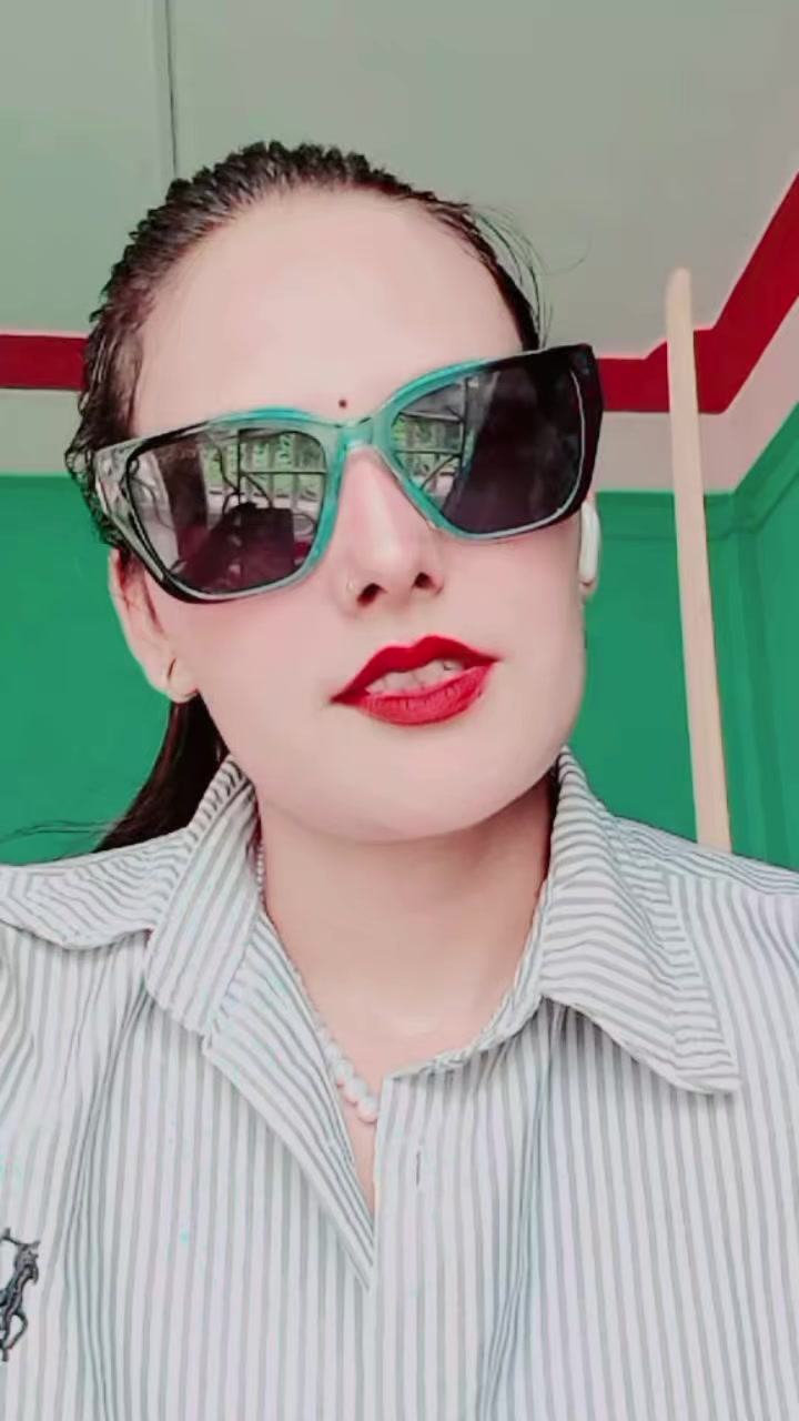 @👑Riya Rawal💎🦚🪷♾️Queen 👑