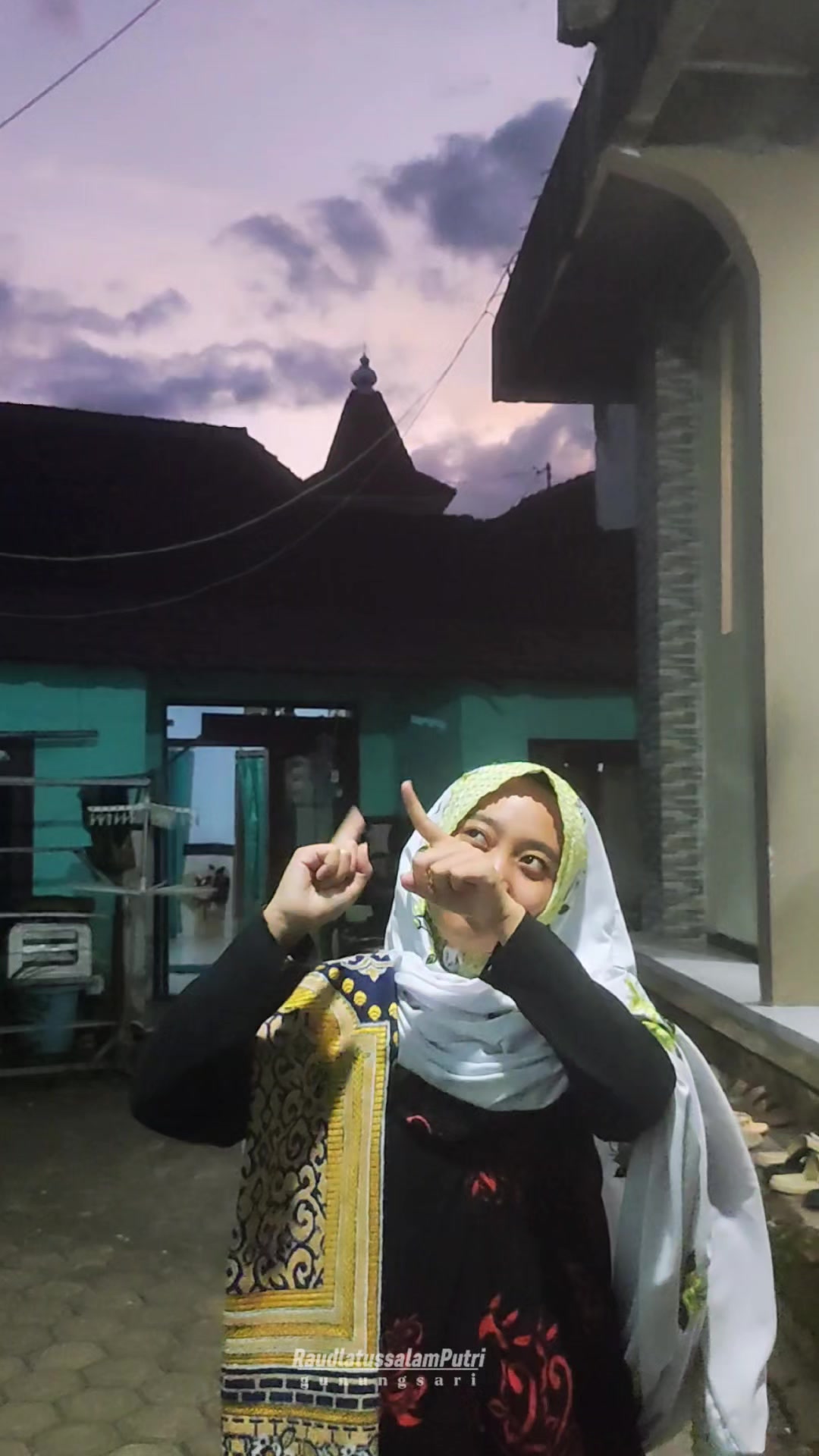 @RaudlatussalamPutri_Utara