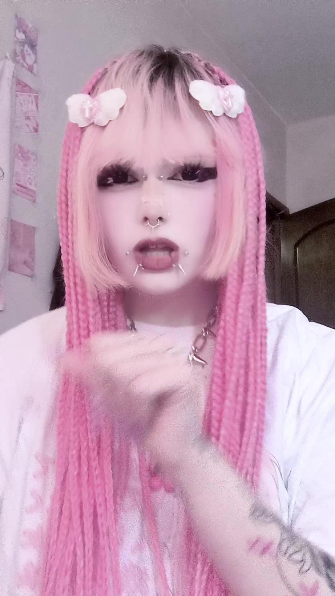 @✞