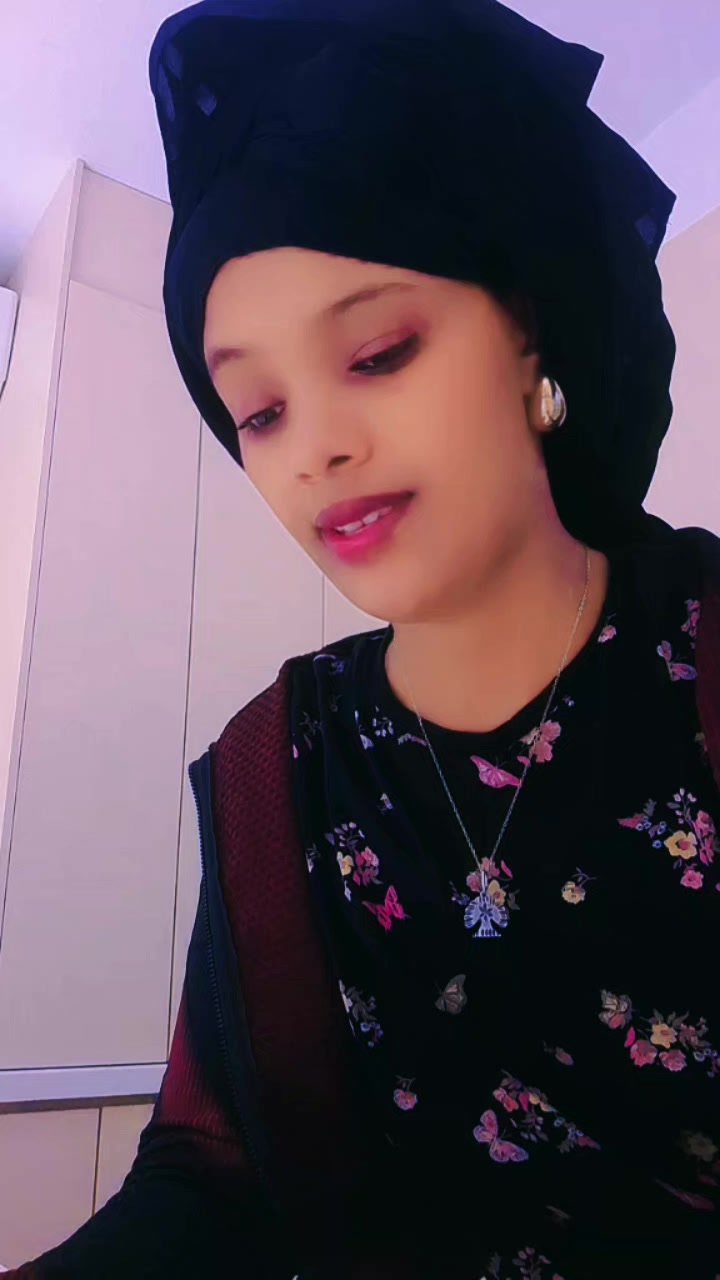 @𝕤𝕚𝕗𝕒𝕟𝕚 𝕒𝕣𝕤𝕚 🇬🇧🫷