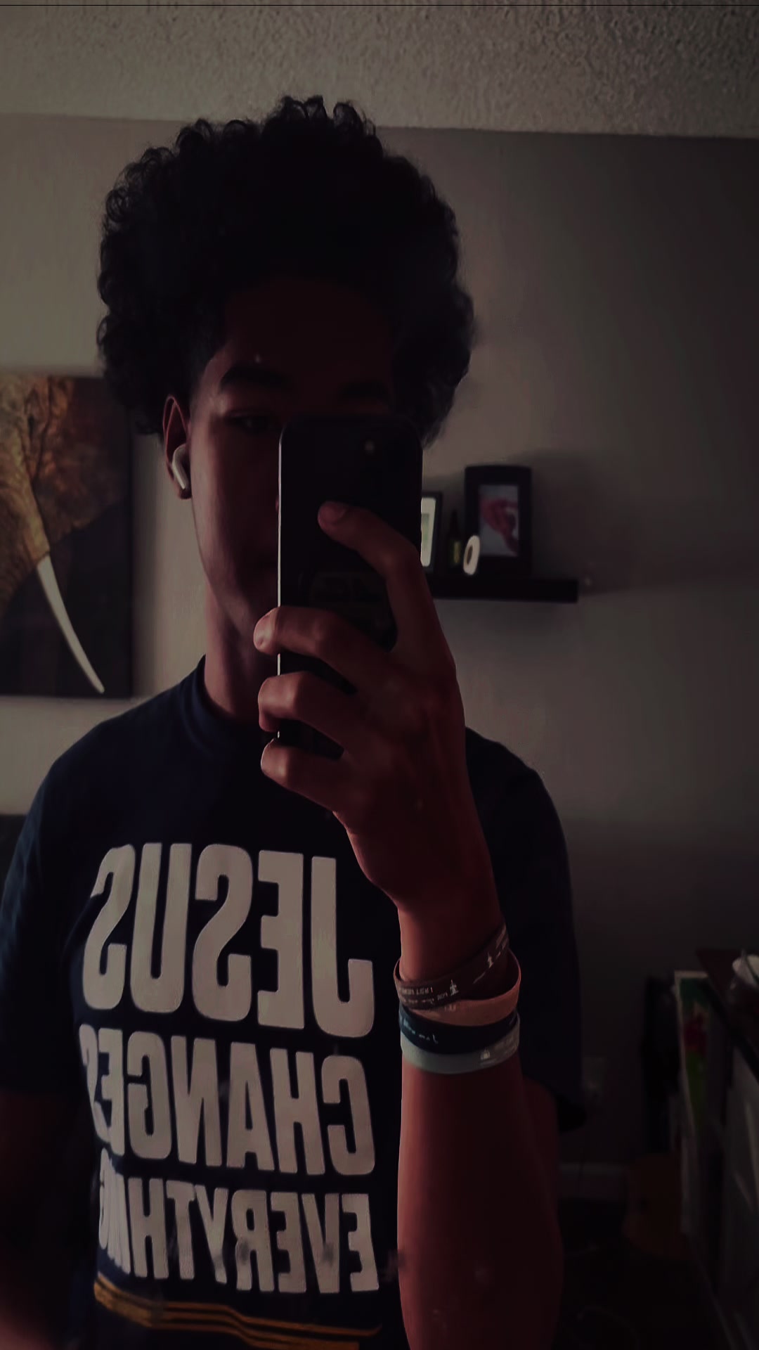 @isojayy._