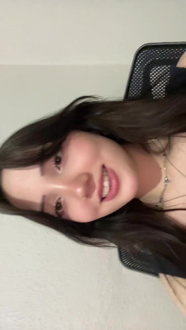 @larvia