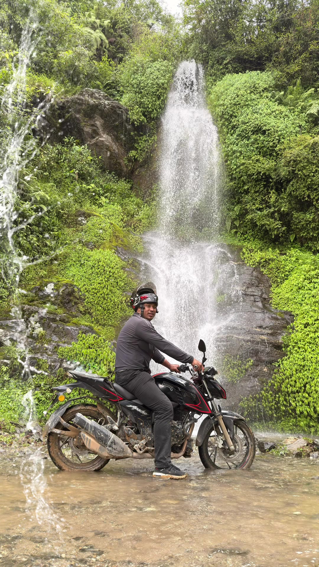 @राजु