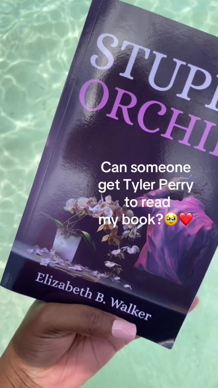 @Elizabeth B. Walker ✍🏽