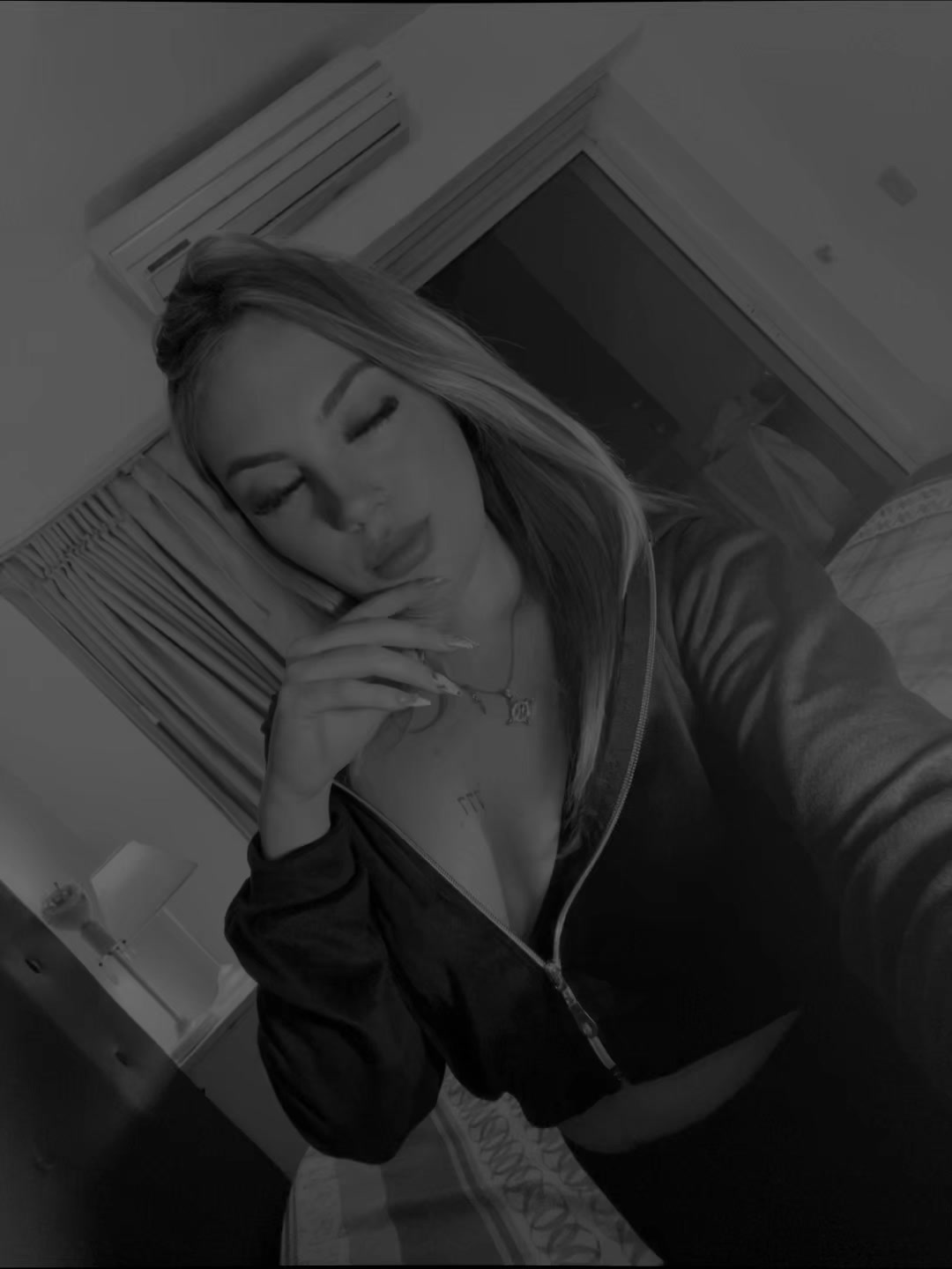 @Ro🖤