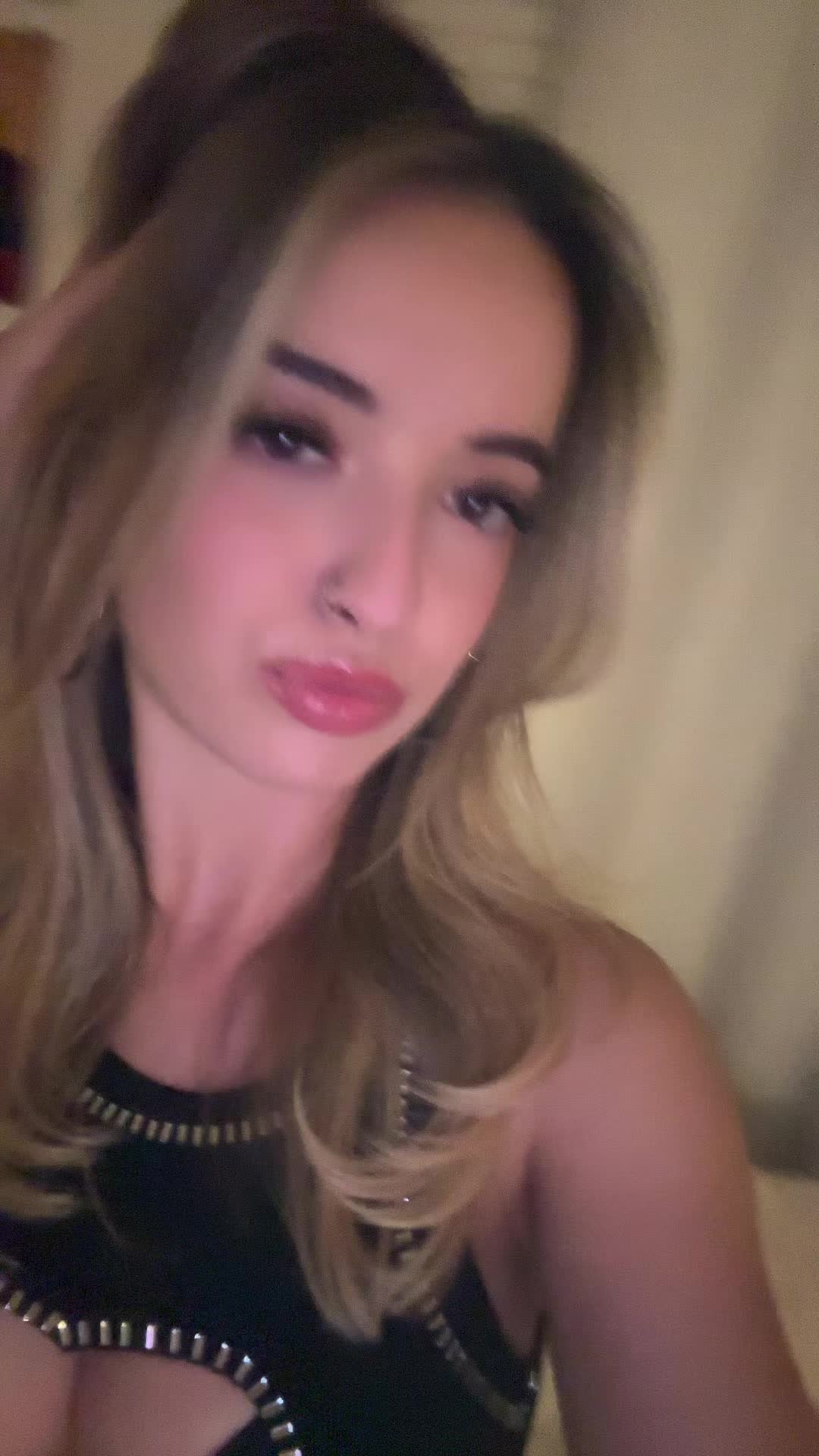 @liv😇