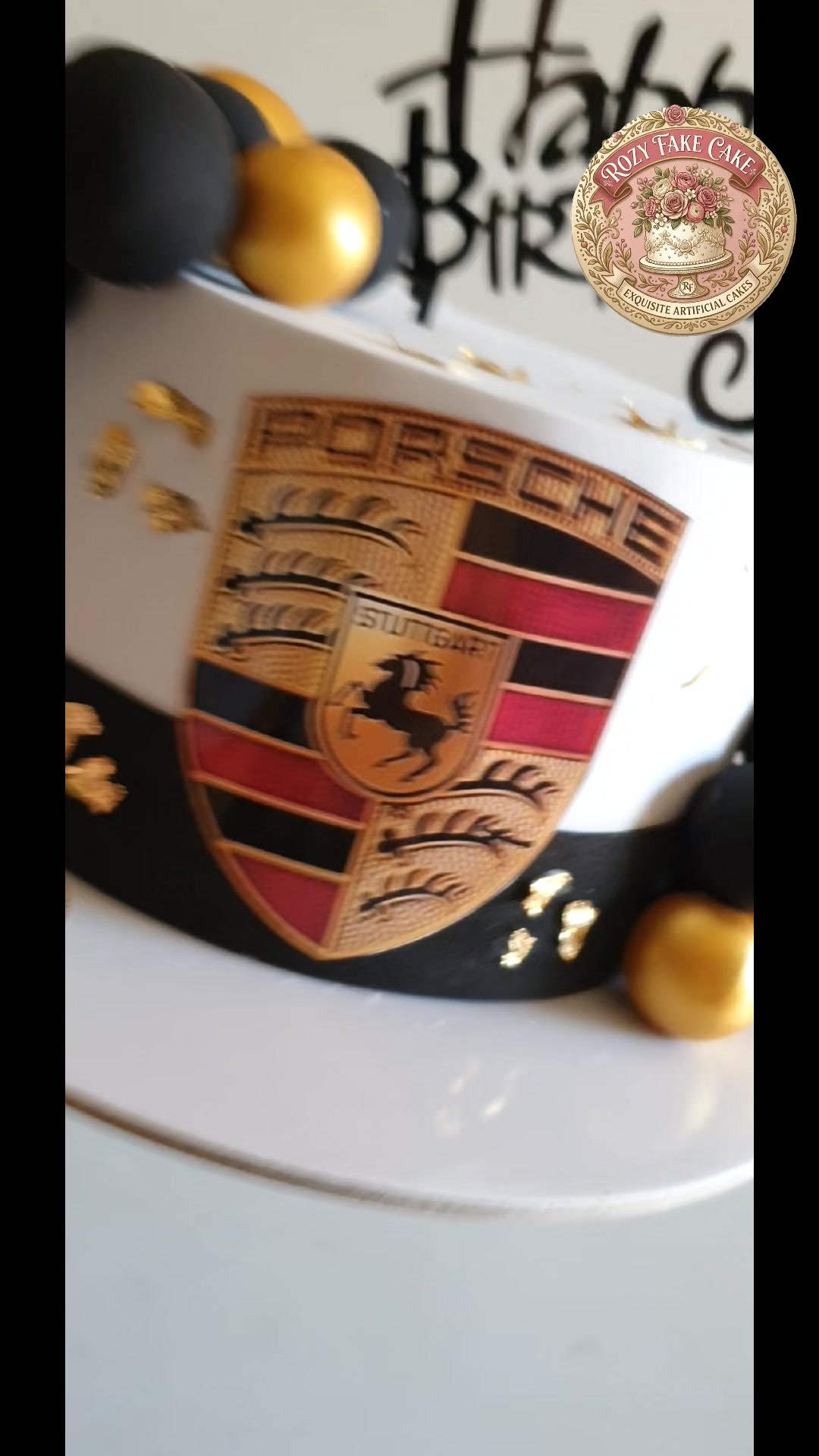 @Rozy Fake Cake📸📸